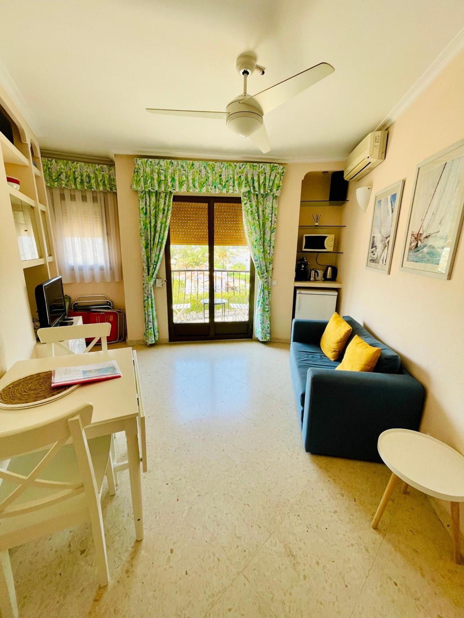 Apartmán La Urbanizacion Cerca Del Mar Denia Exteriér fotografie